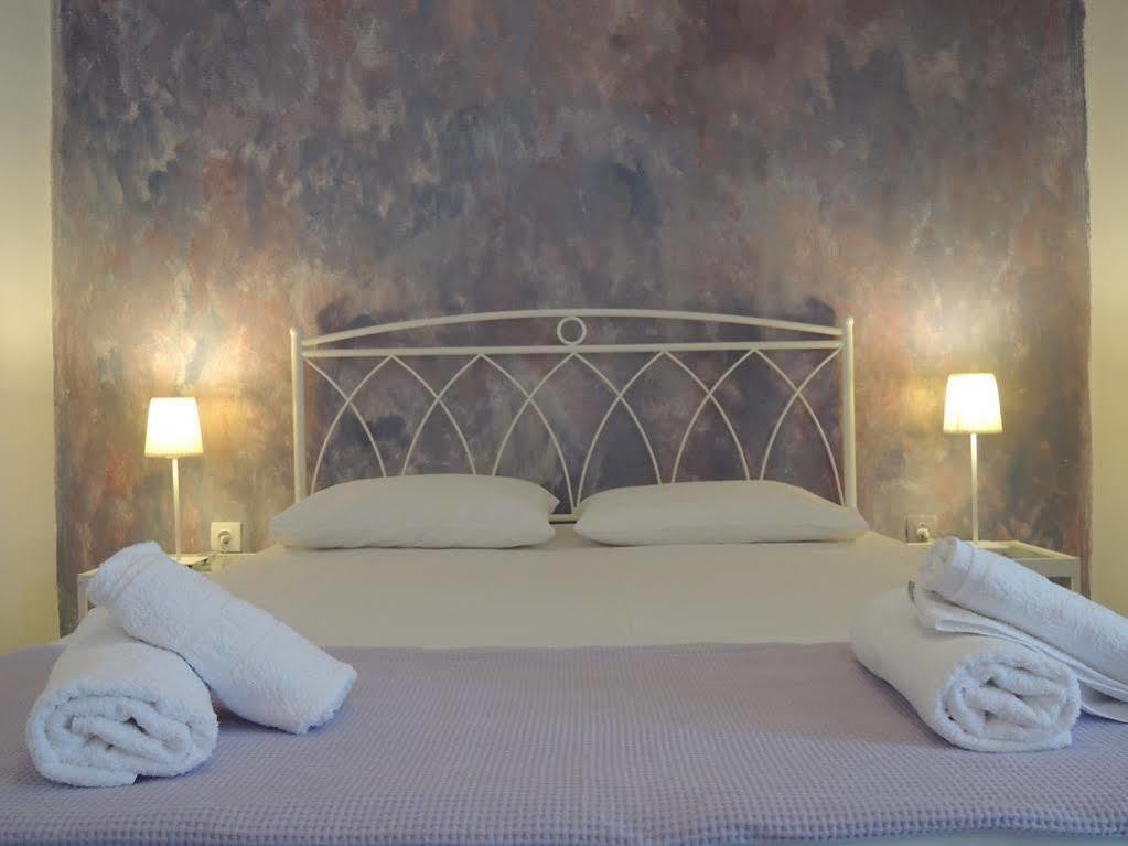 Hotel Adamas Εξωτερικό φωτογραφία